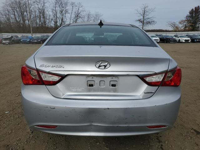 Photo 5 VIN: 5NPEC4AC6CH380787 - HYUNDAI SONATA SE 