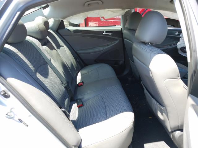 Photo 5 VIN: 5NPEC4AC6CH389182 - HYUNDAI SONATA SE 