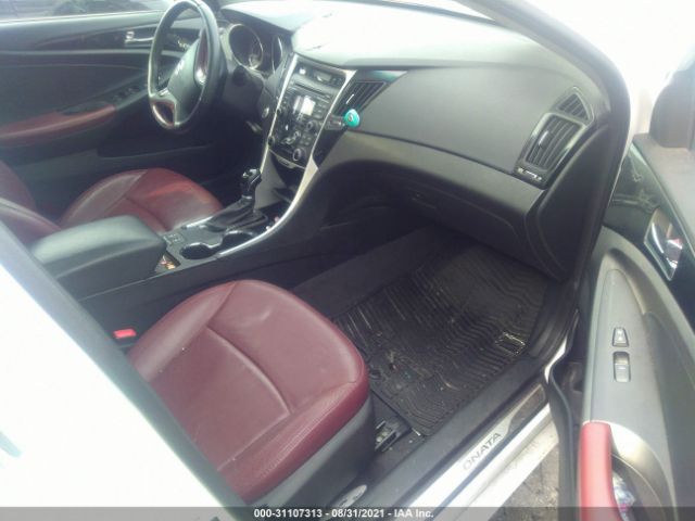 Photo 4 VIN: 5NPEC4AC6CH400066 - HYUNDAI SONATA 