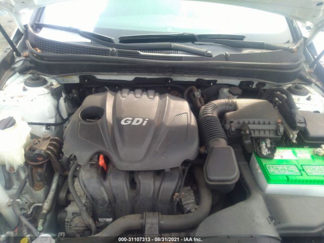 Photo 9 VIN: 5NPEC4AC6CH400066 - HYUNDAI SONATA 