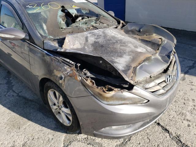 Photo 8 VIN: 5NPEC4AC6CH403095 - HYUNDAI SONATA SE 