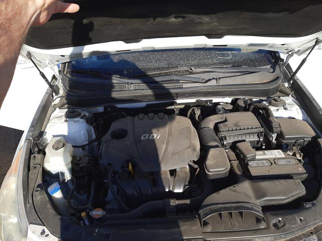 Photo 6 VIN: 5NPEC4AC6CH422763 - HYUNDAI SONATA 