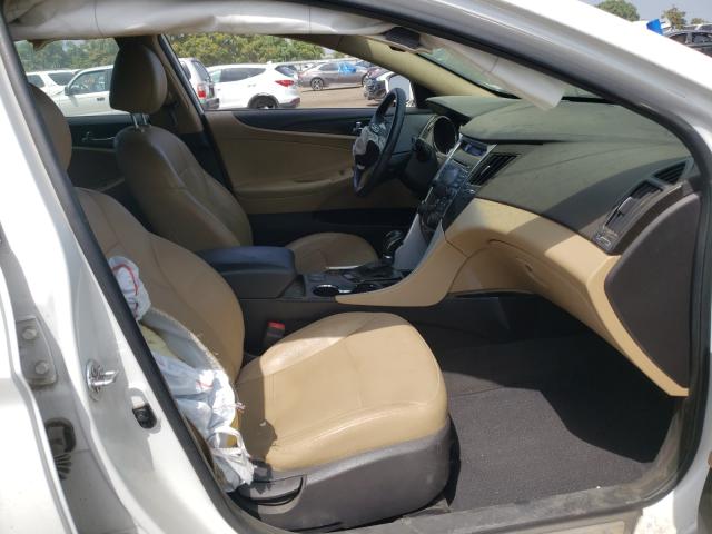 Photo 4 VIN: 5NPEC4AC6CH461675 - HYUNDAI SONATA SE 