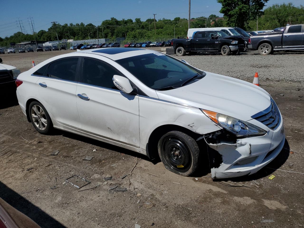 Photo 3 VIN: 5NPEC4AC6DH551751 - HYUNDAI SONATA 