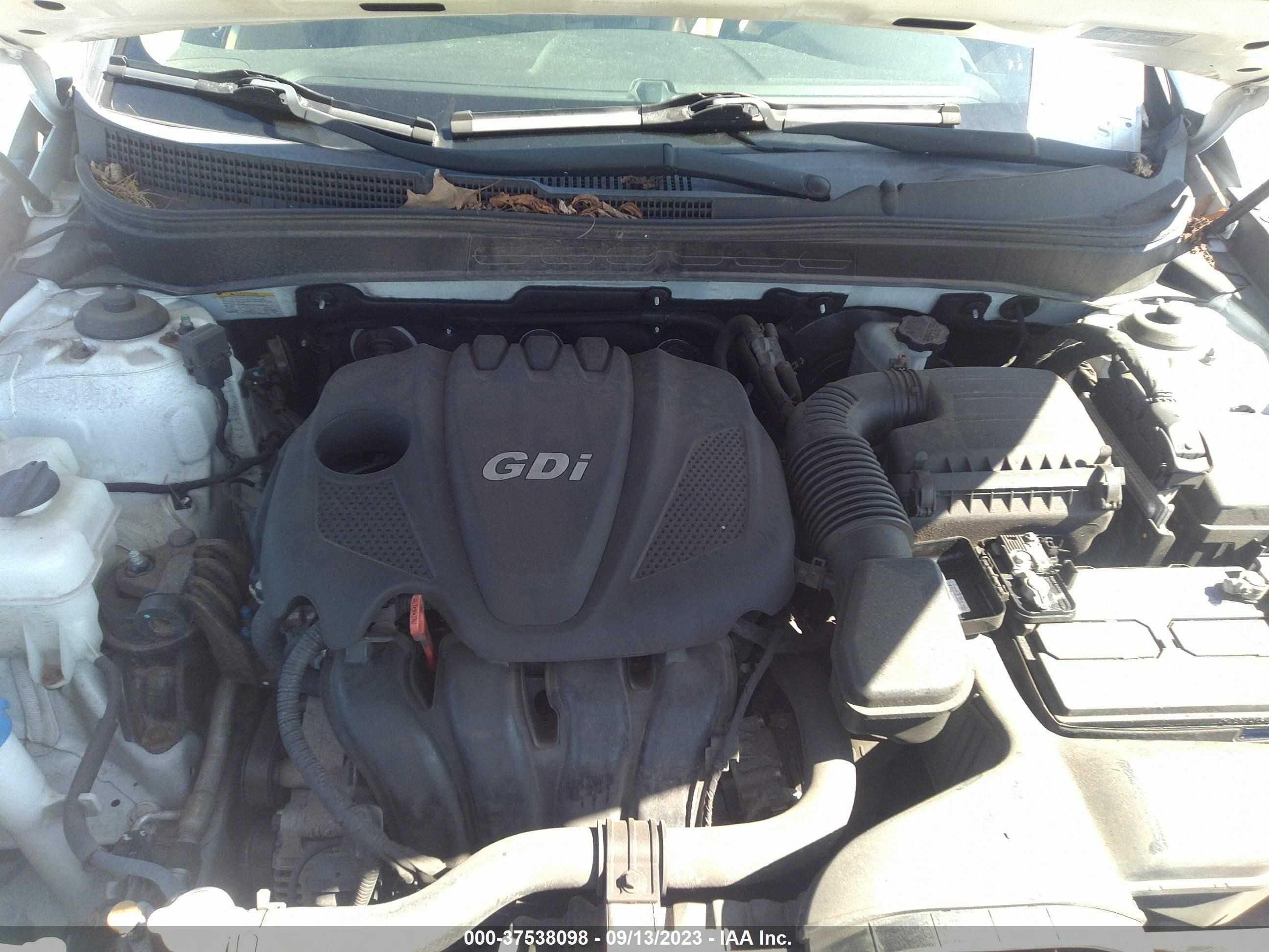 Photo 9 VIN: 5NPEC4AC6DH581171 - HYUNDAI SONATA 