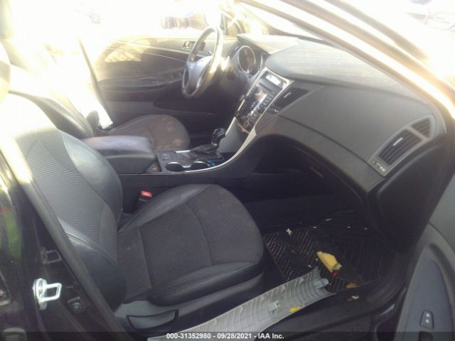 Photo 4 VIN: 5NPEC4AC6DH595894 - HYUNDAI SONATA 