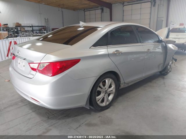 Photo 3 VIN: 5NPEC4AC6DH601273 - HYUNDAI SONATA 