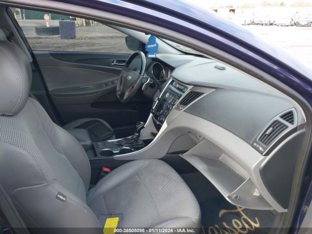 Photo 4 VIN: 5NPEC4AC6DH610569 - HYUNDAI SONATA 