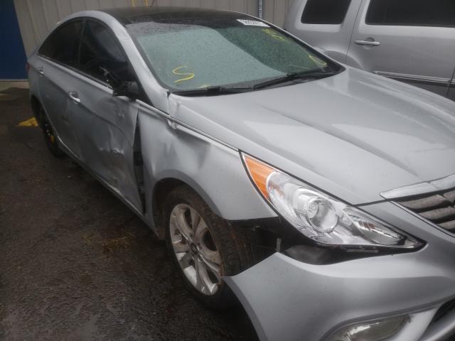 Photo 8 VIN: 5NPEC4AC6DH639179 - HYUNDAI SONATA SE 