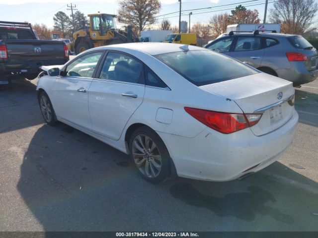 Photo 2 VIN: 5NPEC4AC6DH765249 - HYUNDAI SONATA 