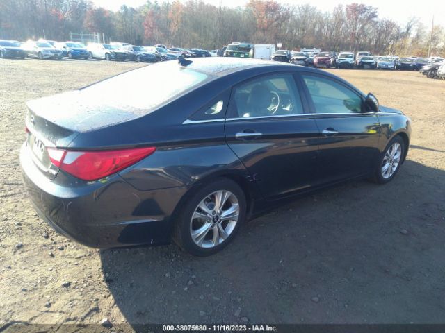 Photo 3 VIN: 5NPEC4AC6DH808634 - HYUNDAI SONATA 