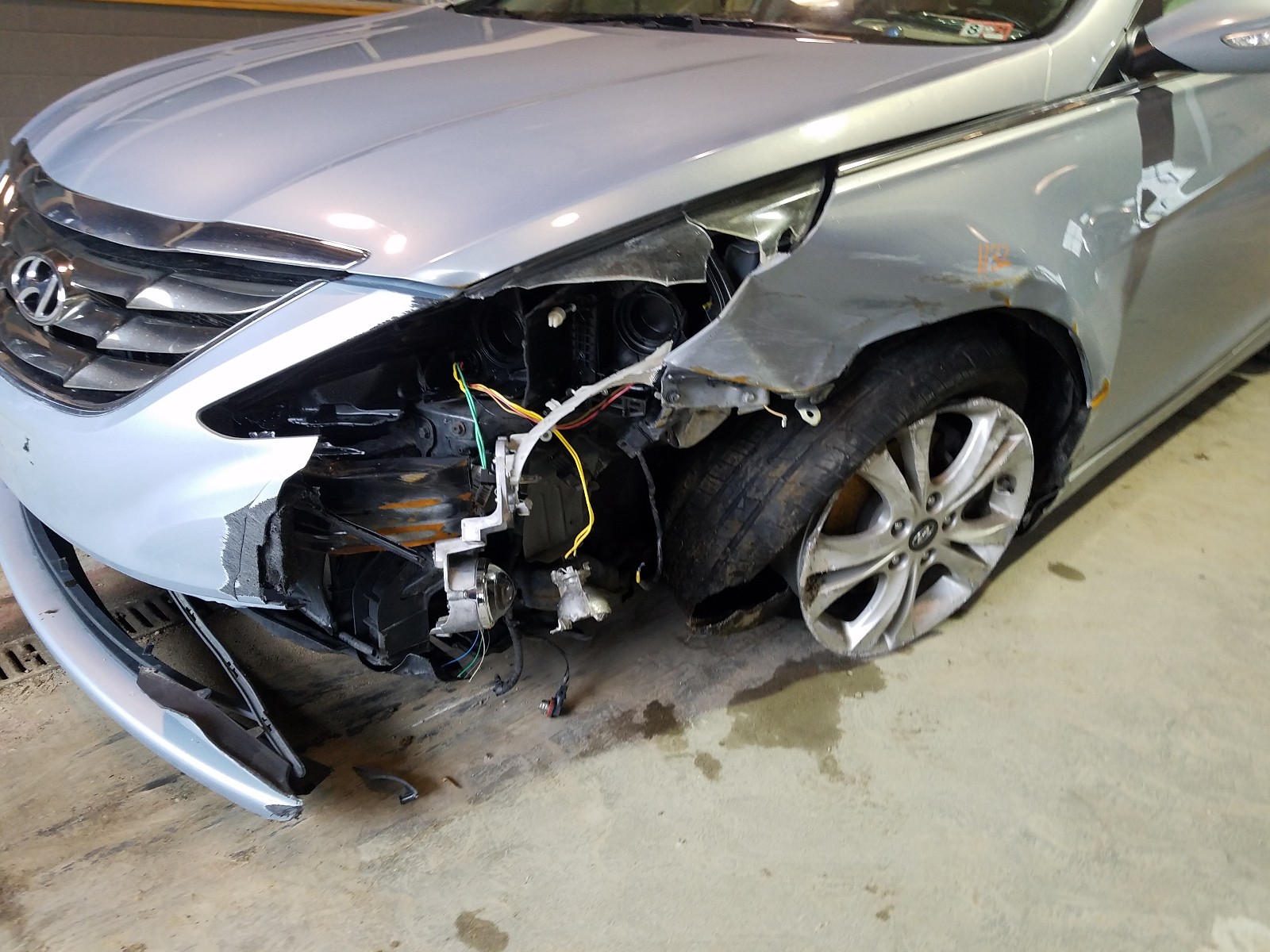 Photo 8 VIN: 5NPEC4AC7BH021334 - HYUNDAI SONATA SE 