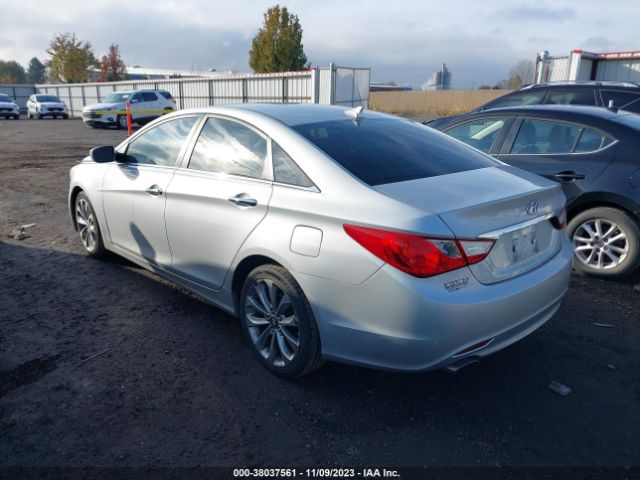 Photo 2 VIN: 5NPEC4AC7BH025450 - HYUNDAI SONATA 