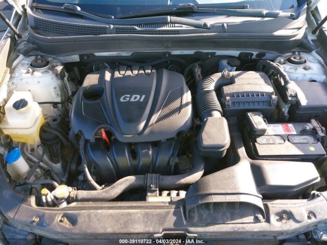 Photo 9 VIN: 5NPEC4AC7BH026372 - HYUNDAI SONATA 