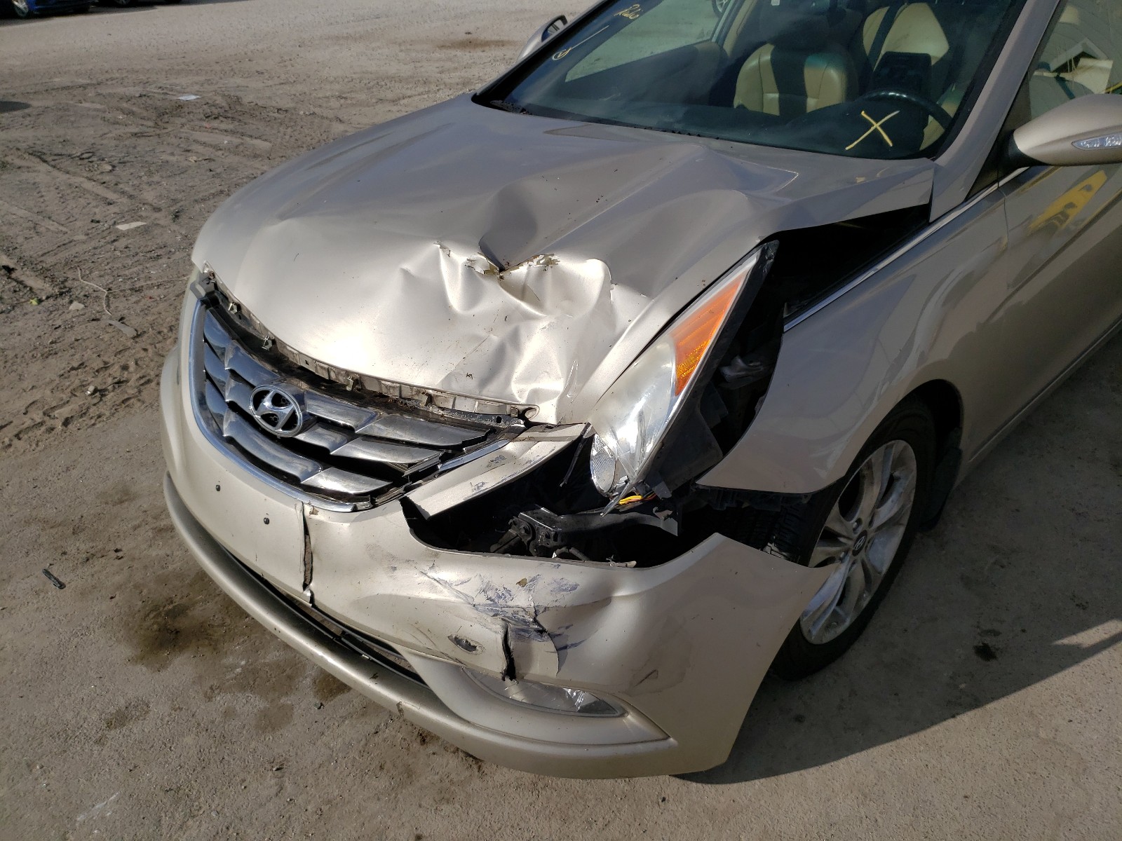 Photo 8 VIN: 5NPEC4AC7BH062336 - HYUNDAI SONATA SE 