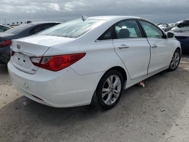 Photo 2 VIN: 5NPEC4AC7BH105315 - HYUNDAI SONATA SE 