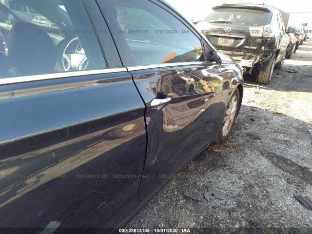 Photo 5 VIN: 5NPEC4AC7BH105444 - HYUNDAI SONATA 