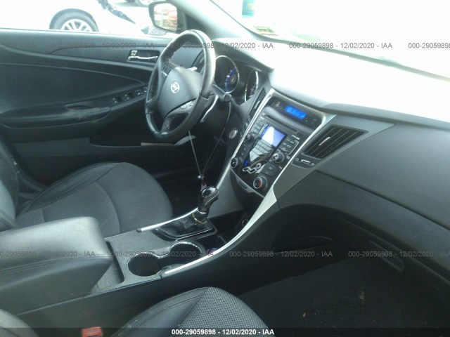 Photo 4 VIN: 5NPEC4AC7BH110174 - HYUNDAI SONATA 