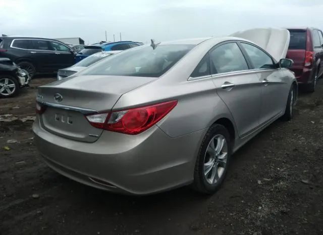 Photo 3 VIN: 5NPEC4AC7BH119201 - HYUNDAI SONATA 