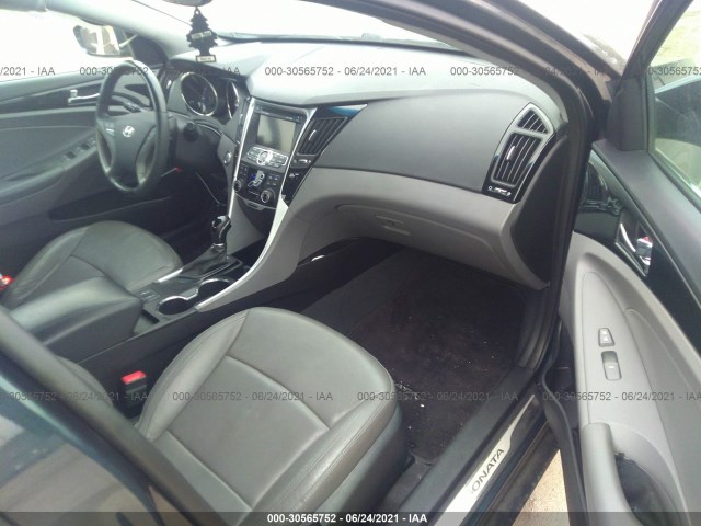 Photo 4 VIN: 5NPEC4AC7BH127167 - HYUNDAI SONATA 