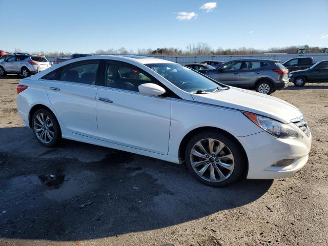 Photo 3 VIN: 5NPEC4AC7BH137018 - HYUNDAI SONATA 