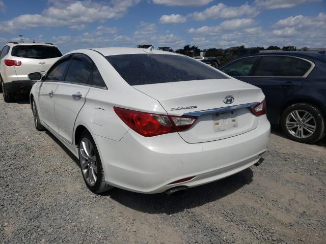 Photo 2 VIN: 5NPEC4AC7BH180385 - HYUNDAI SONATA SE 