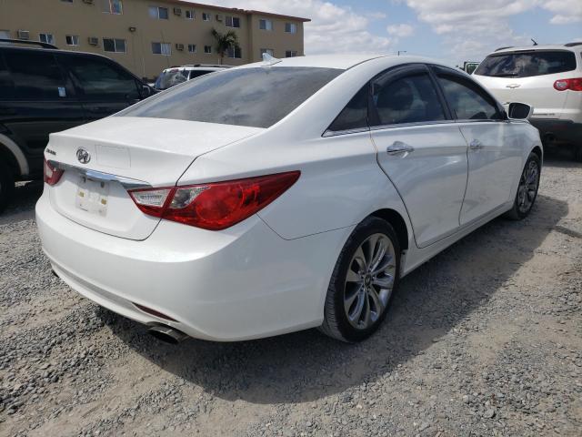 Photo 3 VIN: 5NPEC4AC7BH180385 - HYUNDAI SONATA SE 