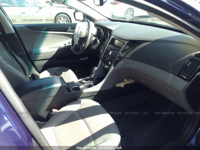 Photo 4 VIN: 5NPEC4AC7BH242660 - HYUNDAI SONATA 