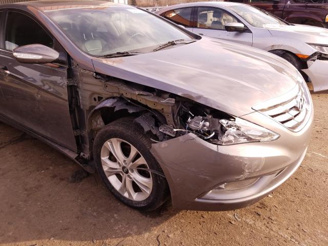 Photo 8 VIN: 5NPEC4AC7BH245283 - HYUNDAI SONATA SE 