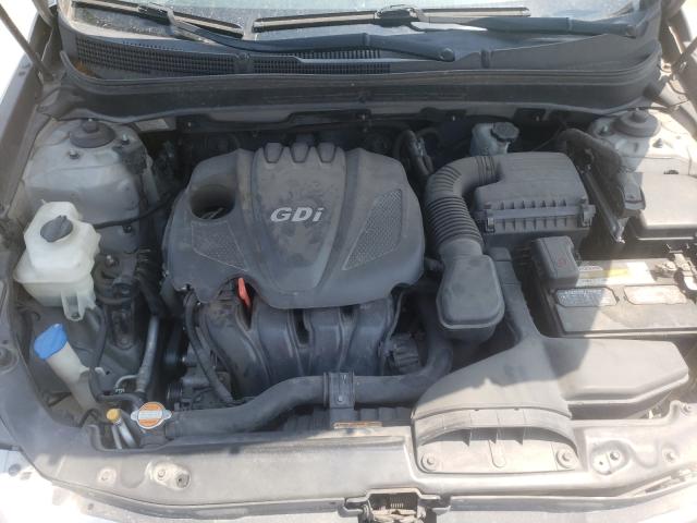 Photo 6 VIN: 5NPEC4AC7BH266196 - HYUNDAI SONATA SE 