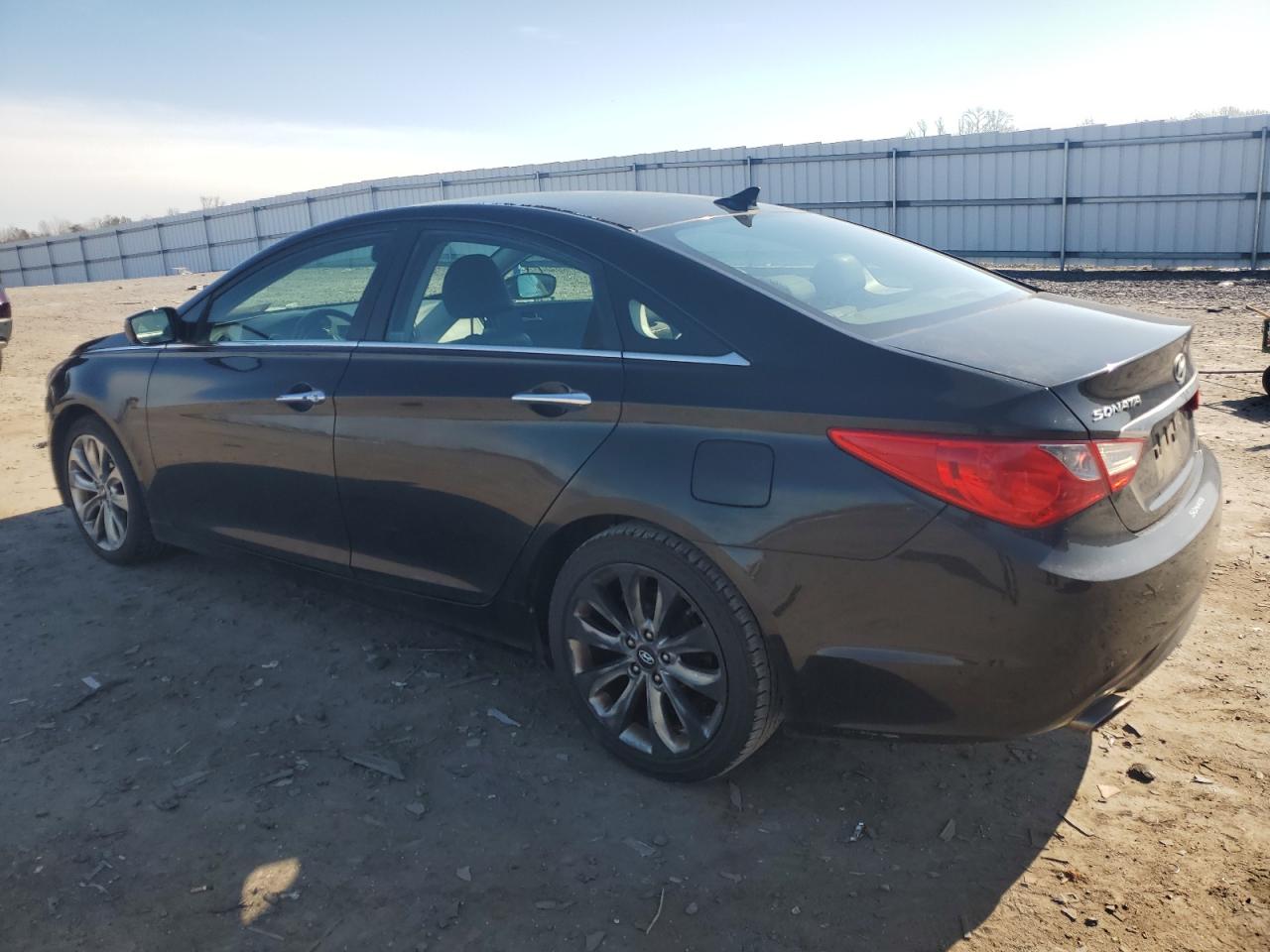 Photo 1 VIN: 5NPEC4AC7BH297268 - HYUNDAI SONATA 