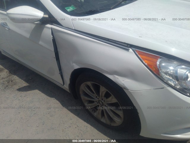 Photo 5 VIN: 5NPEC4AC7BH297481 - HYUNDAI SONATA 