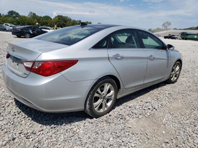 Photo 2 VIN: 5NPEC4AC7CH312725 - HYUNDAI SONATA SE 