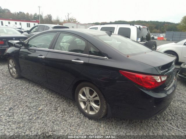 Photo 2 VIN: 5NPEC4AC7CH313390 - HYUNDAI SONATA 