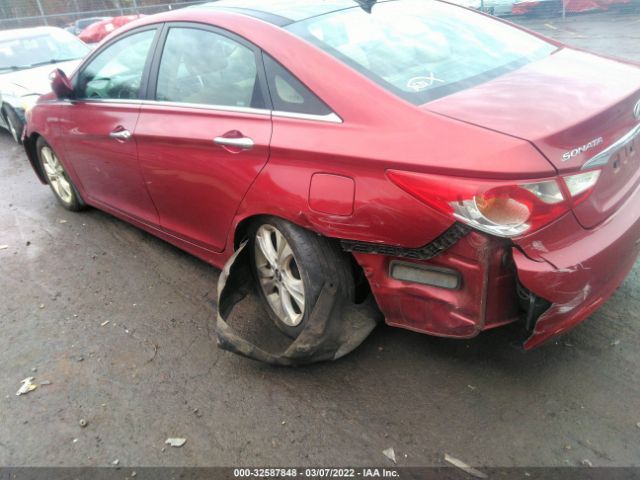 Photo 2 VIN: 5NPEC4AC7CH342761 - HYUNDAI SONATA 