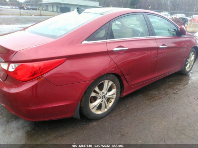 Photo 3 VIN: 5NPEC4AC7CH342761 - HYUNDAI SONATA 