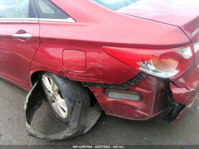 Photo 5 VIN: 5NPEC4AC7CH342761 - HYUNDAI SONATA 