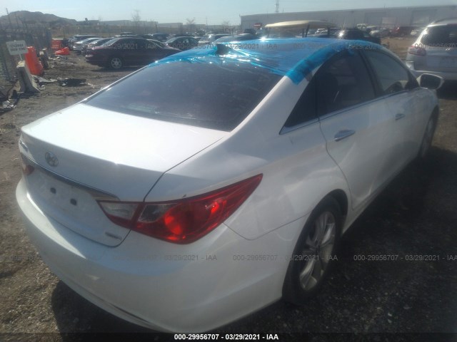 Photo 3 VIN: 5NPEC4AC7CH348673 - HYUNDAI SONATA 