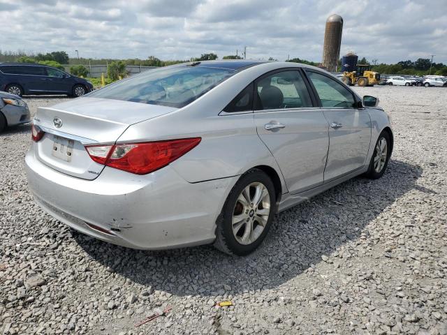 Photo 2 VIN: 5NPEC4AC7CH356837 - HYUNDAI SONATA SE 