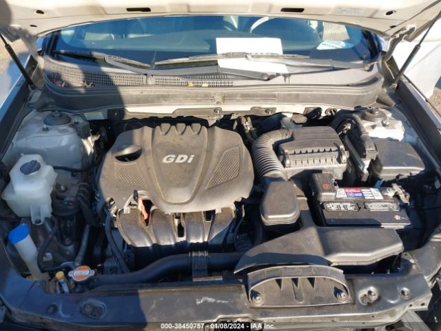 Photo 9 VIN: 5NPEC4AC7CH359396 - HYUNDAI SONATA 