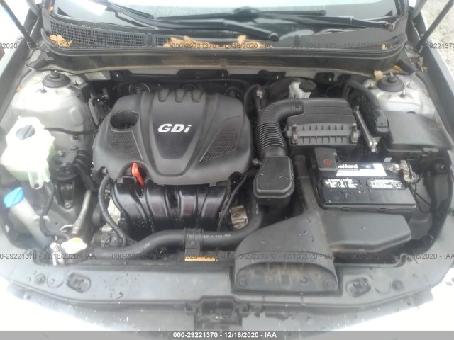 Photo 9 VIN: 5NPEC4AC7CH366171 - HYUNDAI SONATA 