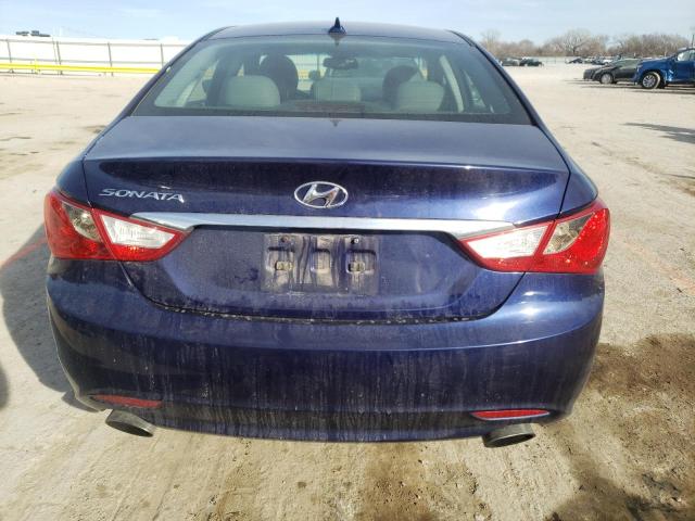 Photo 5 VIN: 5NPEC4AC7CH370723 - HYUNDAI SONATA SE 