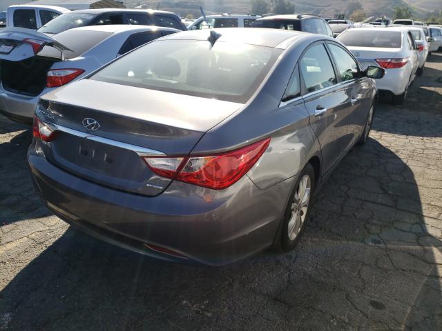 Photo 3 VIN: 5NPEC4AC7CH411562 - HYUNDAI SONATA SE 