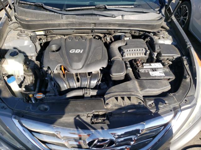 Photo 6 VIN: 5NPEC4AC7CH411562 - HYUNDAI SONATA SE 