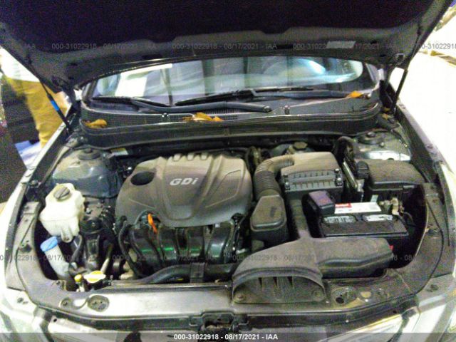 Photo 9 VIN: 5NPEC4AC7CH423002 - HYUNDAI SONATA 