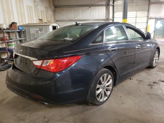 Photo 3 VIN: 5NPEC4AC7CH423856 - HYUNDAI SONATA SE 