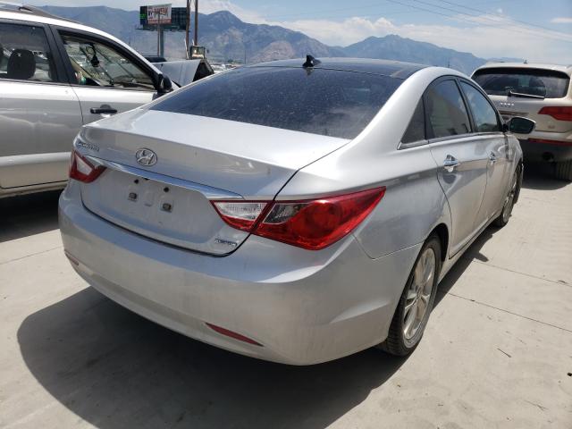 Photo 3 VIN: 5NPEC4AC7CH467002 - HYUNDAI SONATA SE 