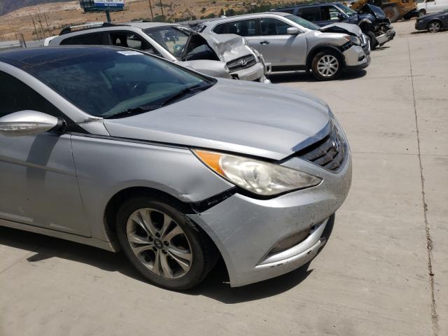 Photo 8 VIN: 5NPEC4AC7CH467002 - HYUNDAI SONATA SE 