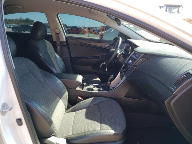 Photo 4 VIN: 5NPEC4AC7CH480316 - HYUNDAI SONATA SE 