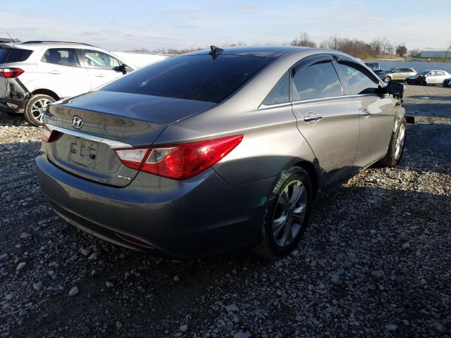 Photo 3 VIN: 5NPEC4AC7CH501682 - HYUNDAI SONATA SE 